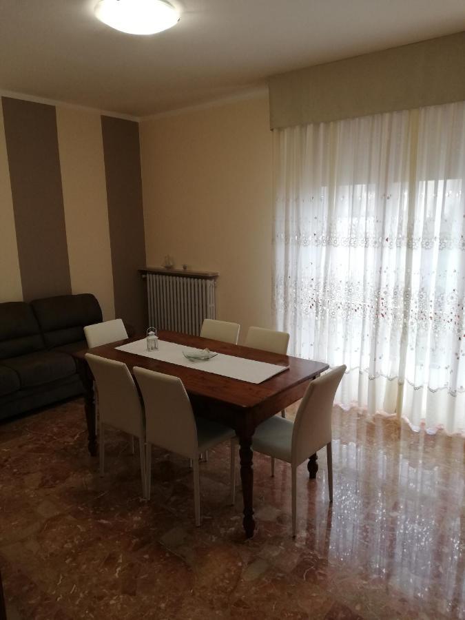 Cinzia'S Holiday Home Desenzano del Garda Exterior photo