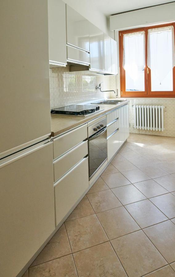 Cinzia'S Holiday Home Desenzano del Garda Exterior photo